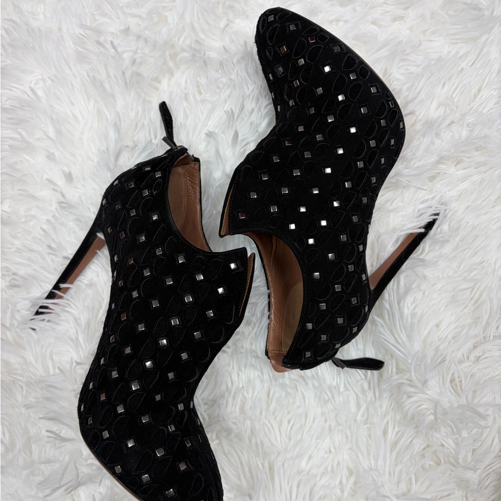 ALAIA Paris Women's Black Pointed Toe High Heel Booties